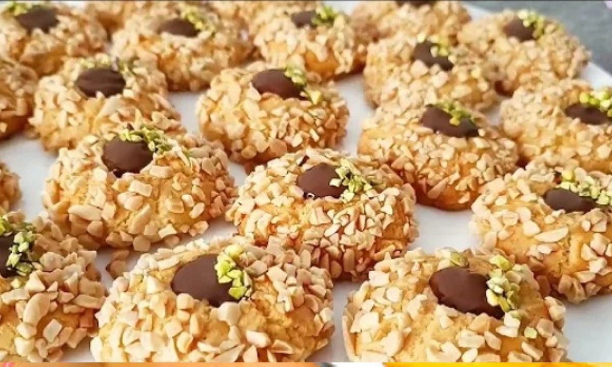 طريقة عمل حلوى شهية بالسوداني والبسكويت بطعم لذيذ بمكونات قليلة بتذوب في الفم 2 طريقة عمل حلوى شهية بالسوداني والبسكويت بطعم لذيذ بمكونات قليلة بتذوب في الفم