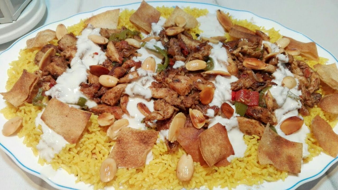 إنسي المطاعم والفاست فود.. اعملي فتة الشاروما السوري بالثومية بطعم ولا أروع من كدة 5 إنسي المطاعم والفاست فود.. اعملي فتة الشاروما السوري بالثومية بطعم ولا أروع من كدة