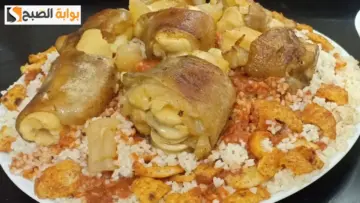 اتعلميها على الطريقة المصرية.. طريقة عمل فتة الكوارع بالخل والثوم أكلة ملوكي ترم البدن