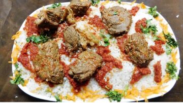 اكلات عيد الأضحى على الأبواب.. اعملي الفتة بالصلصة المصرية على أصولها مفيش أحلى من كدة