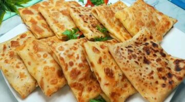 طريقة عمل فطائر الطاسة