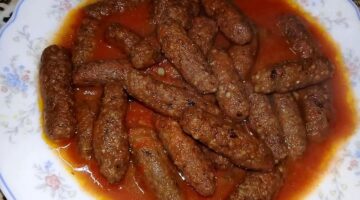 طريقة عمل كفتة الارز بالصلصة