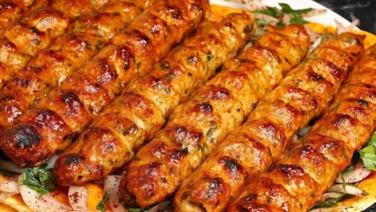 بنص كيلو فراخ بس.. اعملي كفتة الفراخ المشوية هتنفش معاكي وهتكفي أكتر من أكلة