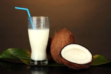 طريقة عمل عصير جوز الهند الطبيعي في المنزل بمذاق الجاهز من الفنادق والمطاعم