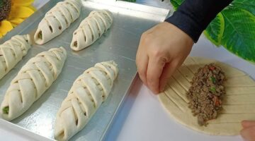 فطائر الطاسة بحشوة اللحوم