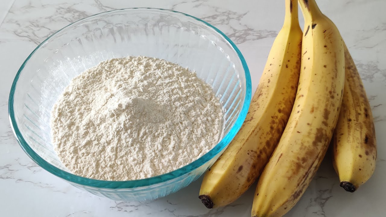 أخلطي الموز مع الدقيق واصنعي ألذ فطائر هشة بدون بيض ولا حليب