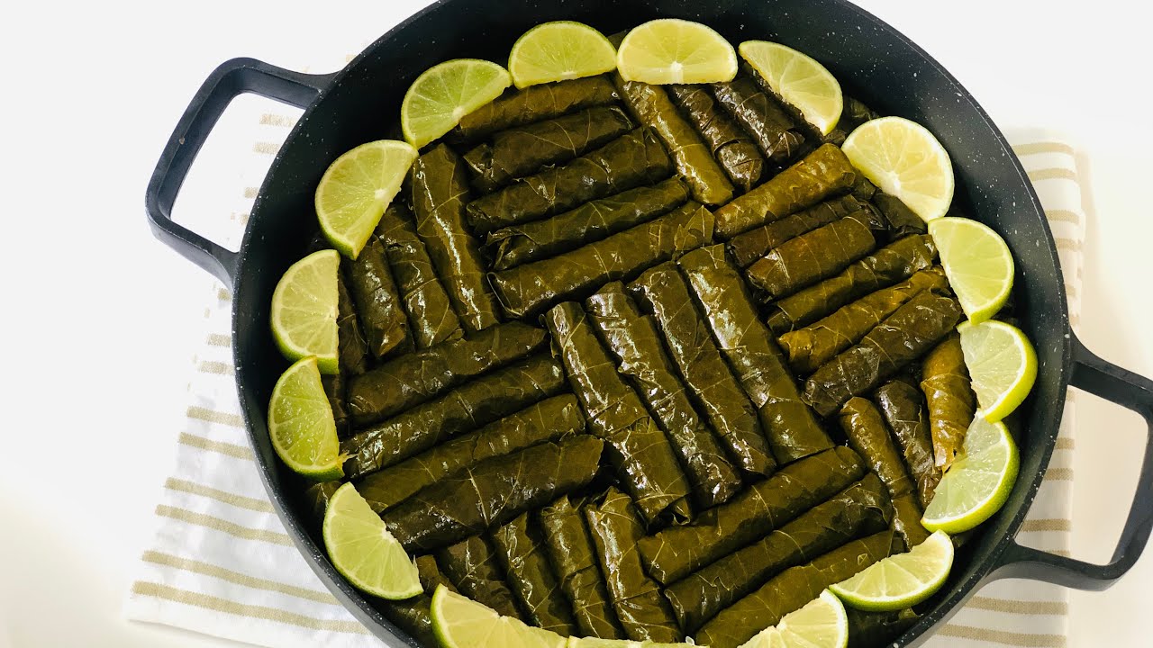 أسهل طريقة عمل محشي ورق العنب بطعم رائع أفضل من طريقة الشيفات 5 أسهل طريقة عمل محشي ورق العنب بطعم رائع أفضل من طريقة الشيفات