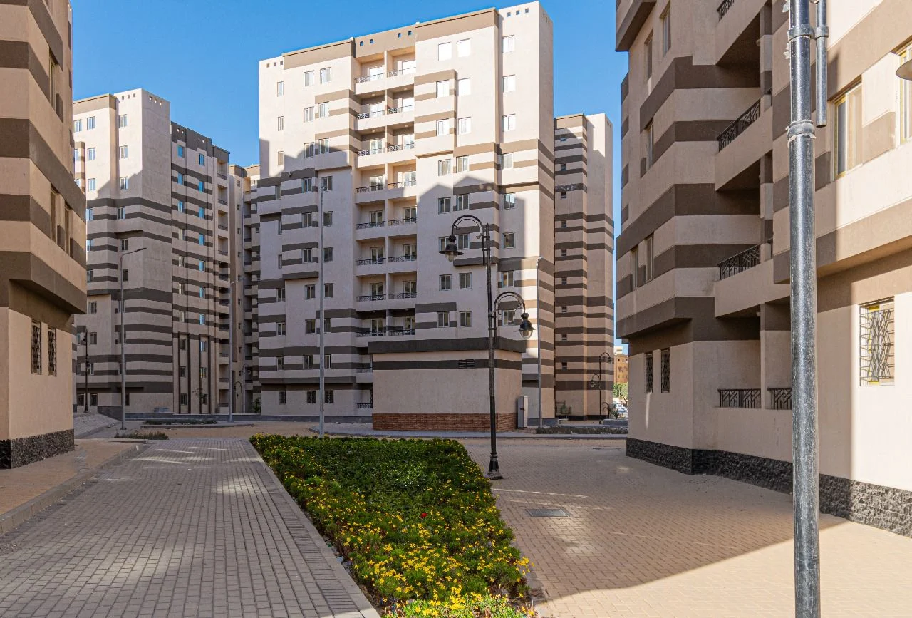 وزارة الإسكان توضح تفاصيل مساحات الوحدات السكنية بمشروع حدائق أكتوبر "فالي تاورز" 5 وزارة الإسكان توضح تفاصيل مساحات الوحدات السكنية بمشروع حدائق أكتوبر “فالي تاورز”