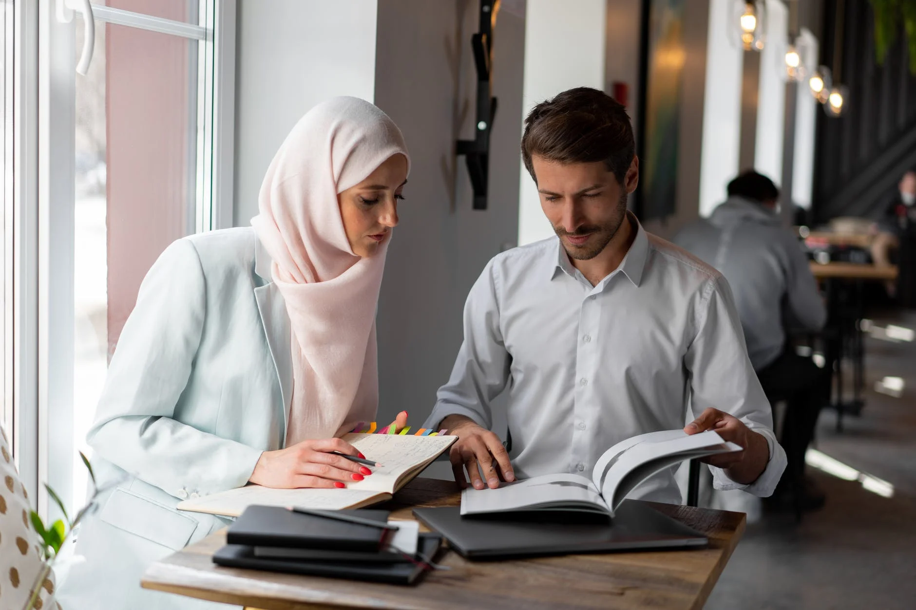 متى يستحق المعلم مكافأة نهاية الخدمة في السعودية 1446هـ.. وما هي شروط ومقدار المكافأة 5 متى يستحق المعلم مكافأة نهاية الخدمة في السعودية 1446هـ.. وما هي شروط ومقدار المكافأة