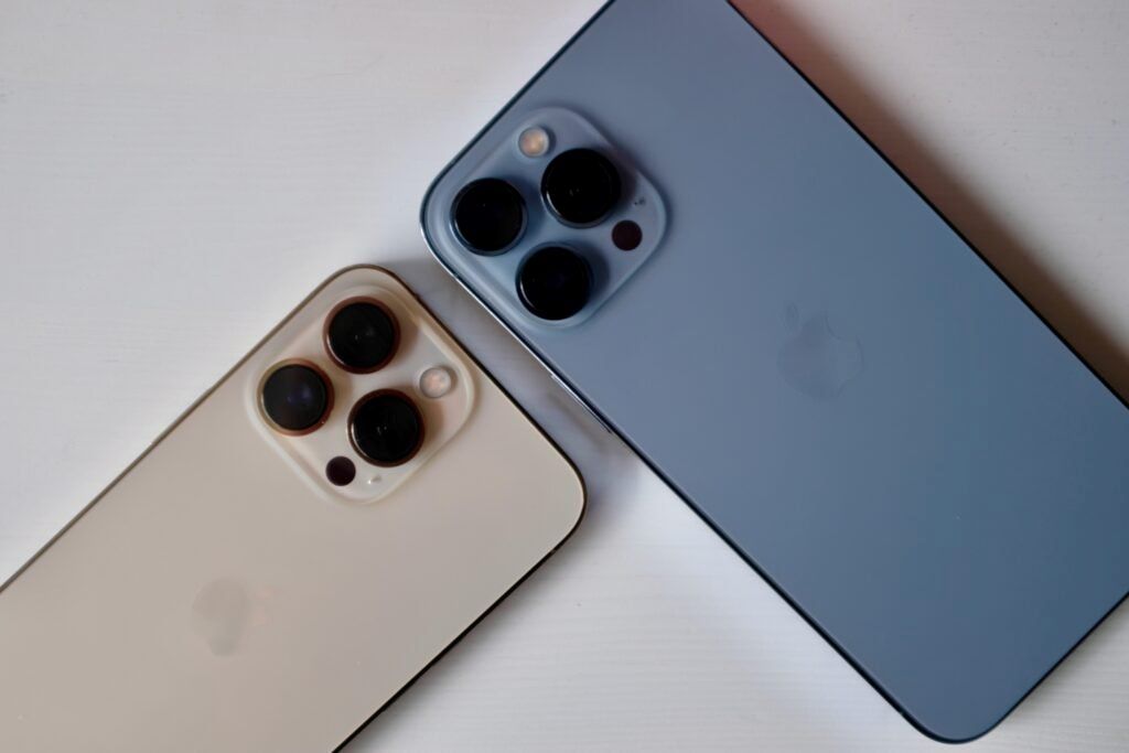 “مواصفات خرافية”.. تعرف على مواصفات هاتف iPhone 14 Pro والسعر الرسمي للهاتف في مصر والسعودية والإمارات