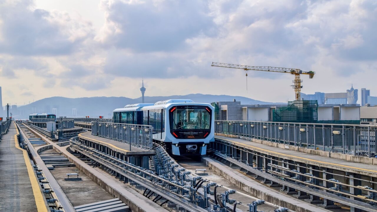 جهز ورقك واستلم وظيفتك.. وظائف شاغرة بمشروع القطار الكهربائي الخفيف LRT.. تعرف على الاوراق والشروط المطلوبة 5 جهز ورقك واستلم وظيفتك.. وظائف شاغرة بمشروع القطار الكهربائي الخفيف LRT.. تعرف على الاوراق والشروط المطلوبة