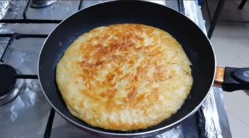‪طريقة عمل الفطير المشلتت في الطاسة