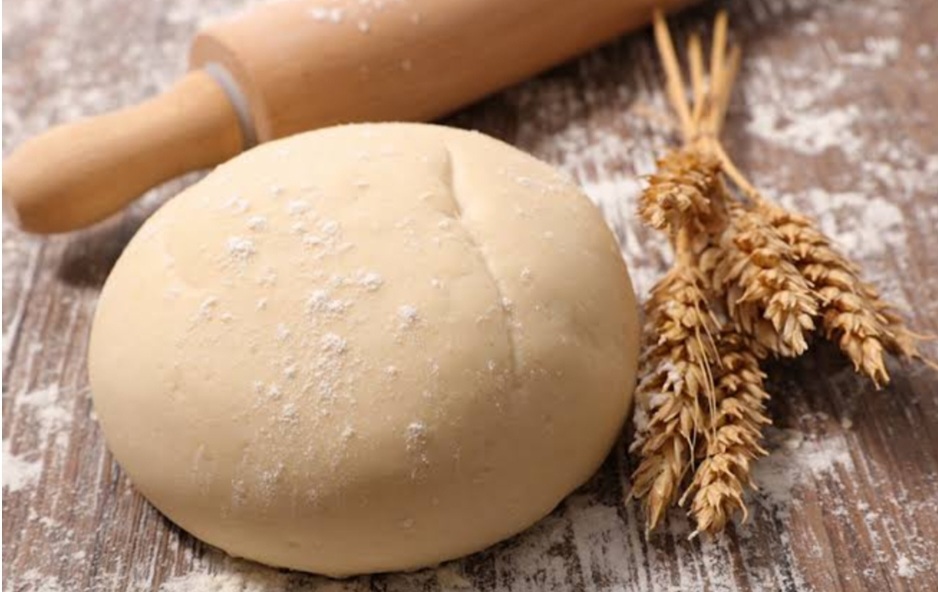 بكل سهولة اعملي عجينة العشر دقائق بالزبادي لجميع أنواع المخبوزات