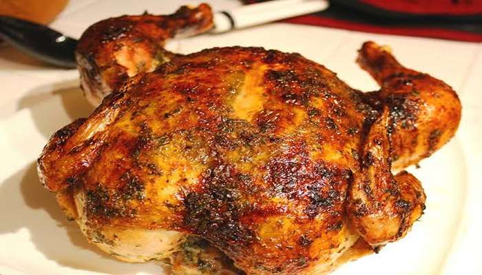 " بتتبيلة وطعم خطير " طريقة عمل صينية الفراخ المشوية بالفحم في البيت 5 ” بتتبيلة وطعم خطير ” طريقة عمل صينية الفراخ المشوية بالفحم في البيت