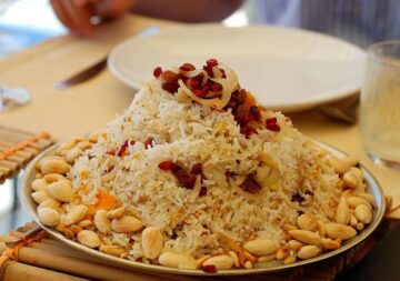 طريقة عمل رز بالخلطة هتحطيه جنب كل أكلاتك من جماله