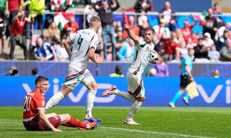 بعد سقوطه بالأمس.. تفاصيل إصابة لاعب المجر المُصاب بمواجهة الأمس 5 بعد سقوطه بالأمس.. تفاصيل إصابة لاعب المجر المُصاب بمواجهة الأمس