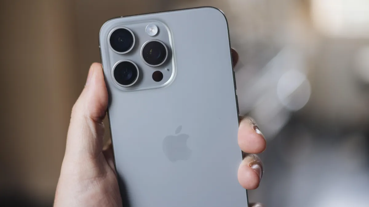 "عرض كبير لعشاق آيفون في السعودية".. مكتبة جرير توفر هاتف iPhone 15 Pro بخصم خيالي وإمكانية التقسيط لمدة 36 شهر 7 “عرض كبير لعشاق آيفون في السعودية”.. مكتبة جرير توفر هاتف iPhone 15 Pro بخصم خيالي وإمكانية التقسيط لمدة 36 شهر
