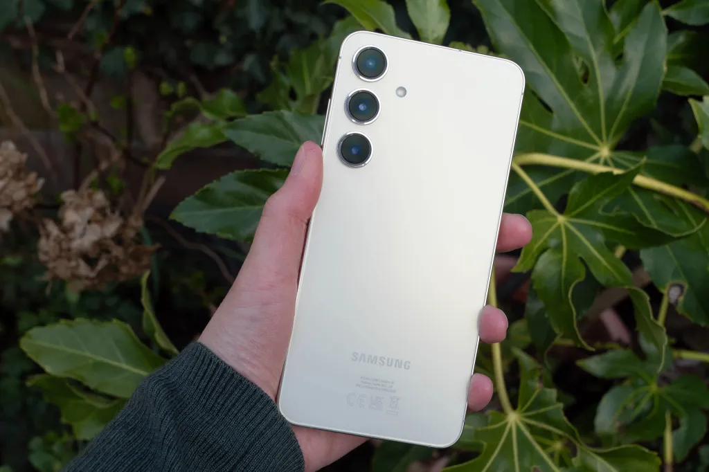 "عرض خيالي للسعوديين من مكتبة جرير".. احصل على هاتف Samsung Galaxy S24 Plus بخصم كبير وإمكانية التقسيط لمدة طويلة 5 “عرض خيالي للسعوديين من مكتبة جرير”.. احصل على هاتف Samsung Galaxy S24 Plus بخصم كبير وإمكانية التقسيط لمدة طويلة