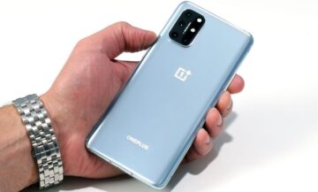 مواصفات هاتف OnePlus 8T: الإبداع والتميز في عالم الهواتف الذكية بتصميم مختلف وأداء لا يُقاوم