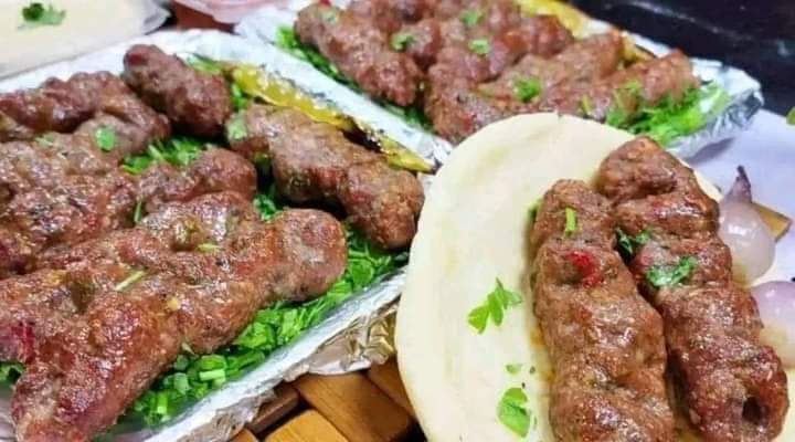 بأسرار المطاعم طريقة كفتة الحاتي المشويه وسر طراوتها وتماسكها والرائحة والطعم حكاية