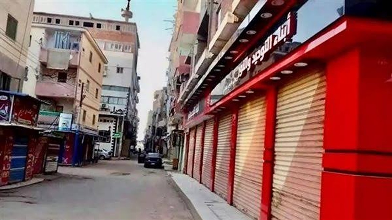 «عاجل ورسميا».. غلق جميع المحلات التجارية في العاشرة مساءً لتخفيف الأحمال باستثناء هؤلاء!! 5 «عاجل ورسميا».. غلق جميع المحلات التجارية في العاشرة مساءً لتخفيف الأحمال باستثناء هؤلاء!!