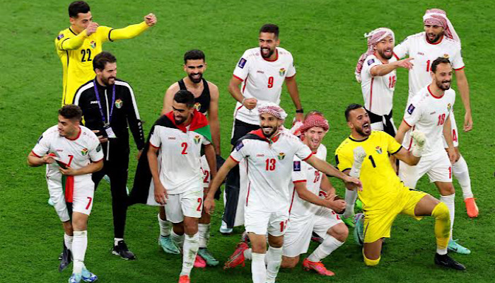 بأكثر من طريقة مجانية.. القنوات الناقلة لمباراة الاردن وطاجيكستان في تصفيات كأس العالم 2026 5 بأكثر من طريقة مجانية.. القنوات الناقلة لمباراة الاردن وطاجيكستان في تصفيات كأس العالم 2026