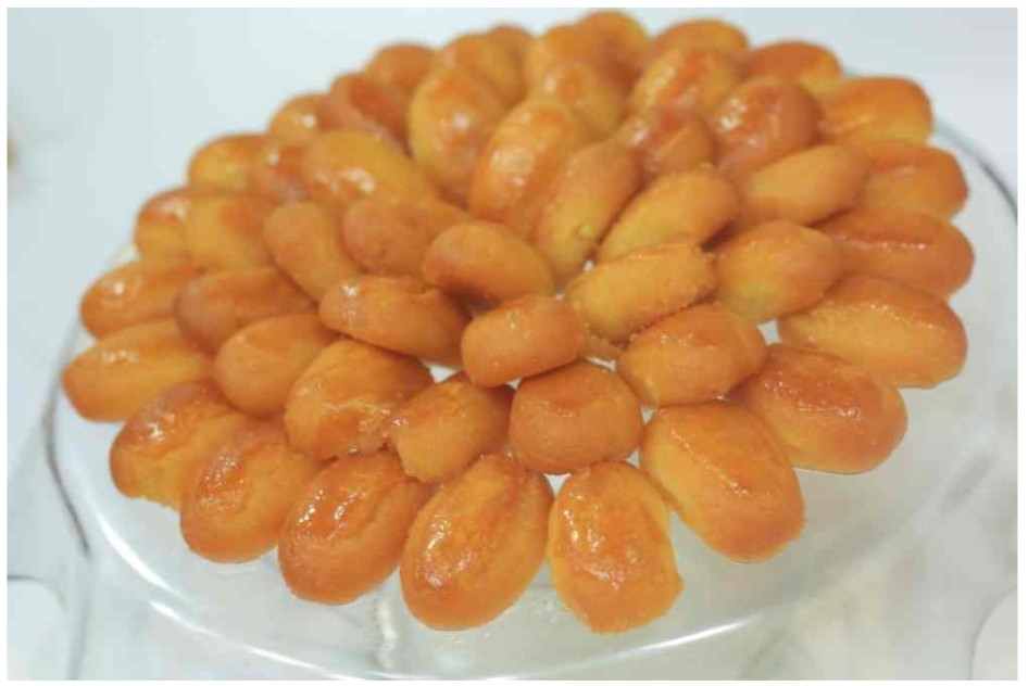 بطعم لا يقاوم.. طريقة عمل حلوى رموش الست في المنزل أحلى من محلات الحلويات 5 بطعم لا يقاوم.. طريقة عمل حلوى رموش الست في المنزل أحلى من محلات الحلويات
