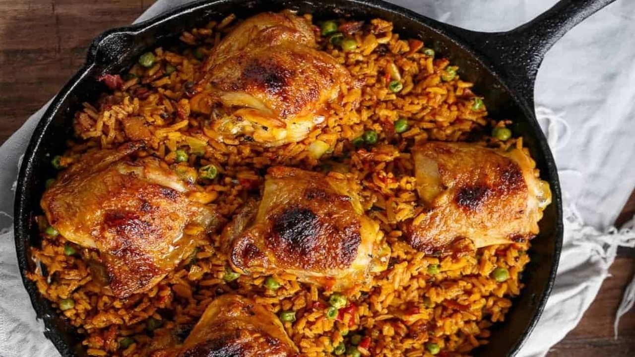 صينية دجاج بالأرز في الفرن على الطريقة الإيطالية غداء مميز هتحضريه في دقائق 6 صينية دجاج بالأرز في الفرن على الطريقة الإيطالية غداء مميز هتحضريه في دقائق