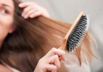 وصفات طبيعية لعلاج تساقط الشعر بدون أي تكاليف باهظة أو مواد كيماوية.. جربيها وهتلاحظي الفرق بنفسك