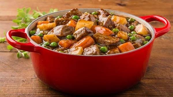 الكل هيسألك عن السر.. اعملي طاجن اللحم بالخضار أحلى من المطاعم 5 الكل هيسألك عن السر.. اعملي طاجن اللحم بالخضار أحلى من المطاعم