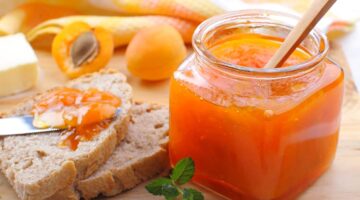 Варенье из абрикосов без косточек с ядрышками