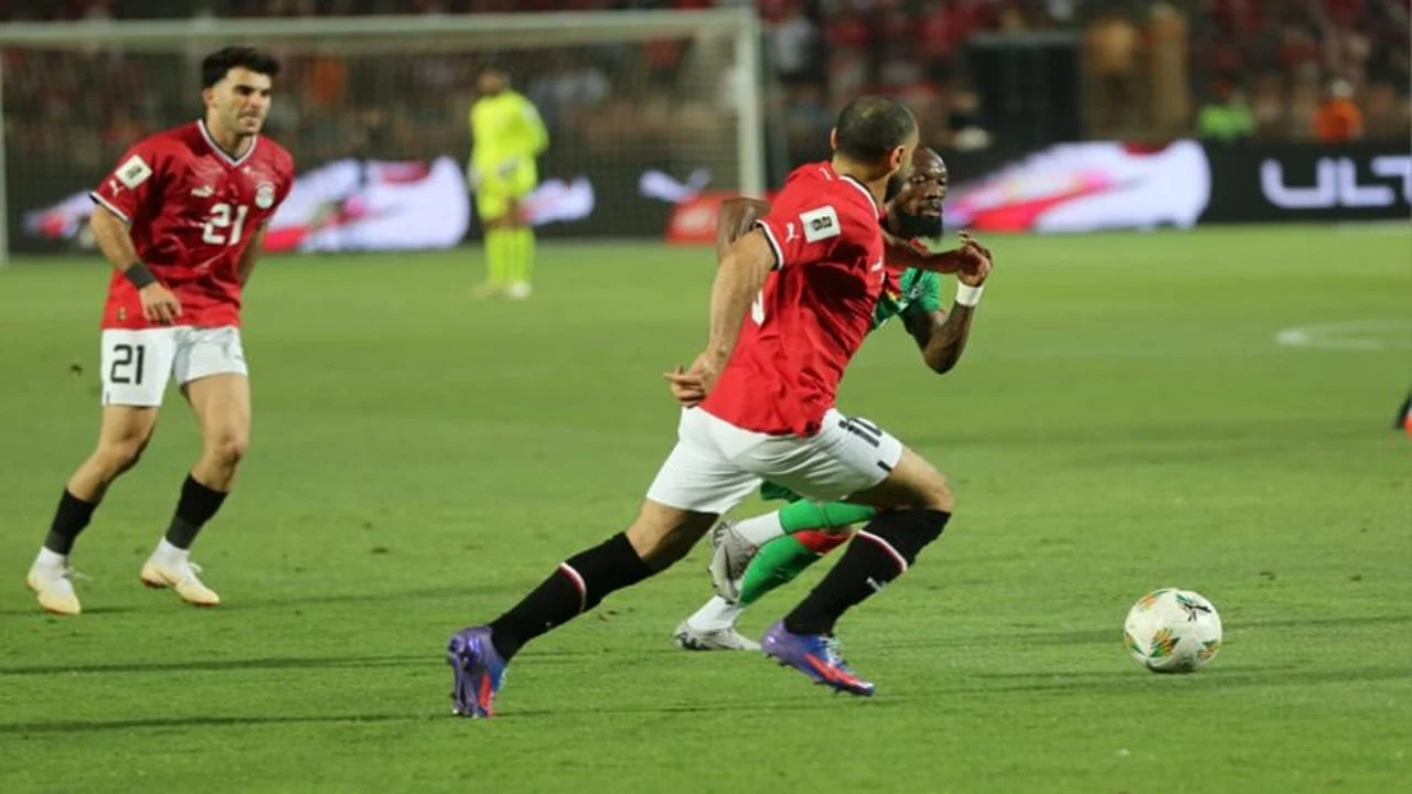 هتتفرج وتشجع ببلاش .. القنوات المفتوحة الناقلة مباراة مصر وغينيا بيساو منافسات كأس العالم 2026 وترددها