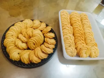 اعمليه مقرمش وبيدوب من اول قطمة.. بسكوت الزبدة بخطوات سهلة وسريعة ومكونات اقتصادية والطعم يجنن من جماله
