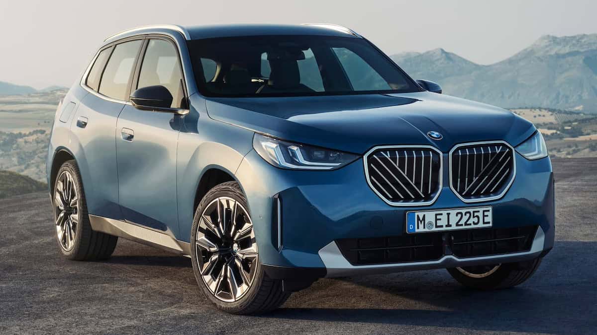 مواصفات وسعر سيارة BMW x3 2025 5 مواصفات وسعر سيارة BMW x3 2025