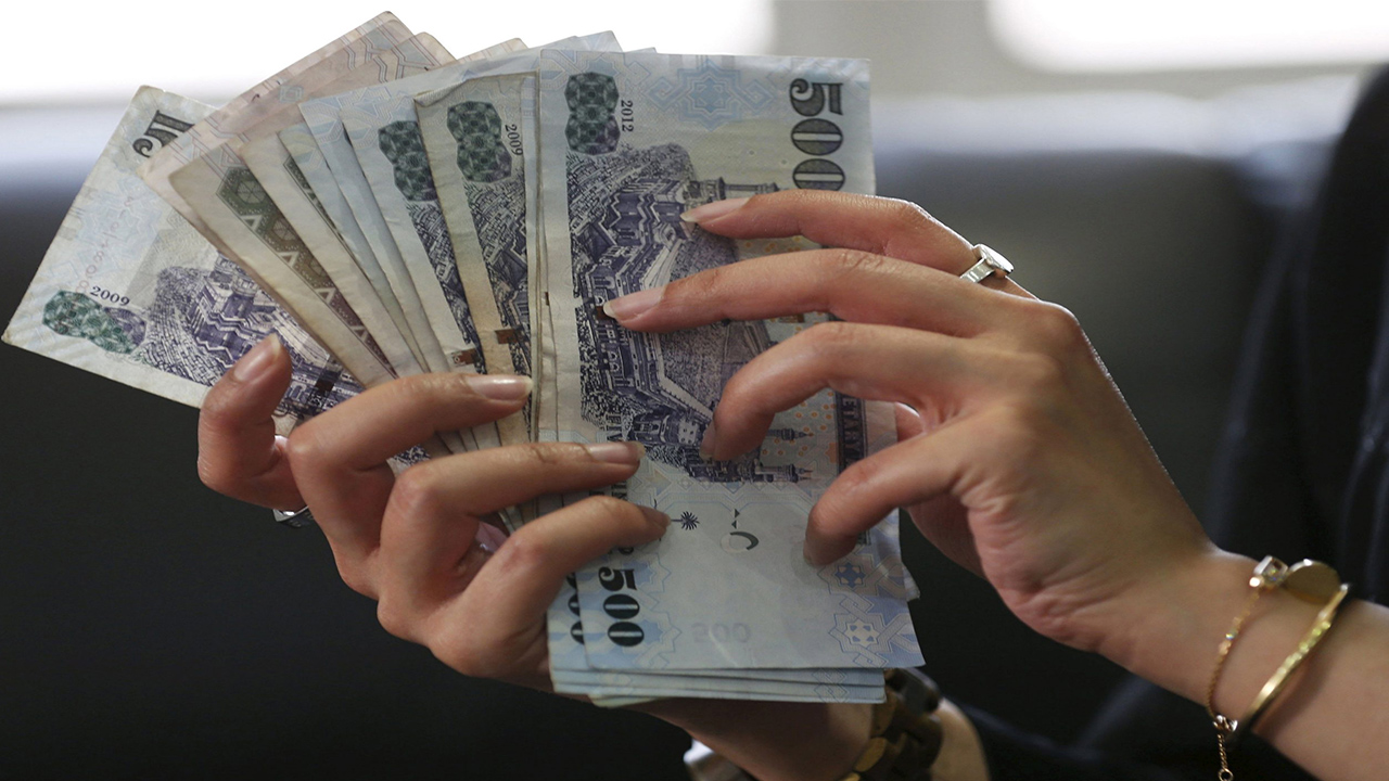كيف أحصل على تمويل شخصي للمطلقة أو الأرملة من بنك التنمية الاجتماعية؟
