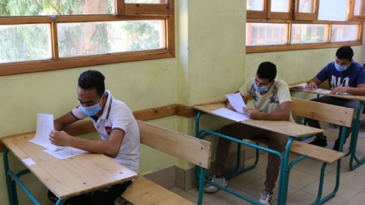 كم عدد أسئلة الثانوية العامة 2024 للعلمي والأدبي وتوزيع الدرجات؟ "وزير التعليم" يوضح 5 كم عدد أسئلة الثانوية العامة 2024 للعلمي والأدبي وتوزيع الدرجات؟ “وزير التعليم” يوضح