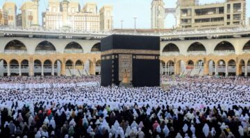 خطيب وإمام الحرم المكي في صلاة عيد الأضحى 2024