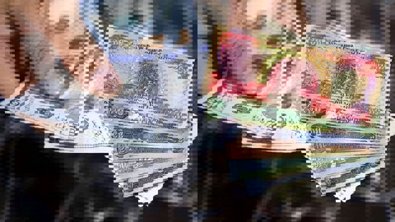 بكـام هسه.. سعر 100 دينار في العراق تساوي كم دولار أمريكي اليوم السبت 22 يونيو 2024