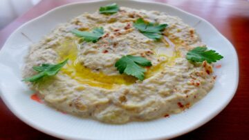 طريقة عمل بابا غنوج في المنزل أفضل من المطاعم بطريقة سهلة وسريعة