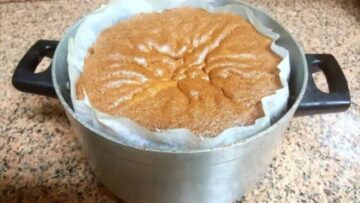 طريقة عمل كيك الحلة في دقايق مش هتهبط ولا هتخشب منك تاني