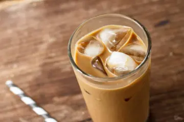 حضري مشروب الموكا البارد بطرق مختلفة طعمه هيعجبك وهيبقي زي بتاع الكافيهات