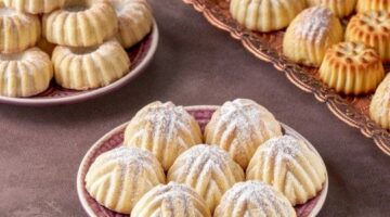 طريقة عمل المعمول بالسميد
