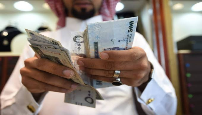 كم باقي على صرف رواتب الموظفين القطاع الحكومي والخاص شهر يوليو؟ 5 كم باقي على صرف رواتب الموظفين القطاع الحكومي والخاص شهر يوليو؟