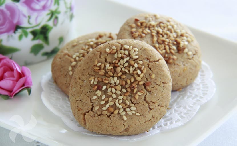 أحلى حلى لعيد الأضحى المبارك....كوكيز صحي بالسمسم والطحينة 5 أحلى حلى لعيد الأضحى المبارك….كوكيز صحي بالسمسم والطحينة
