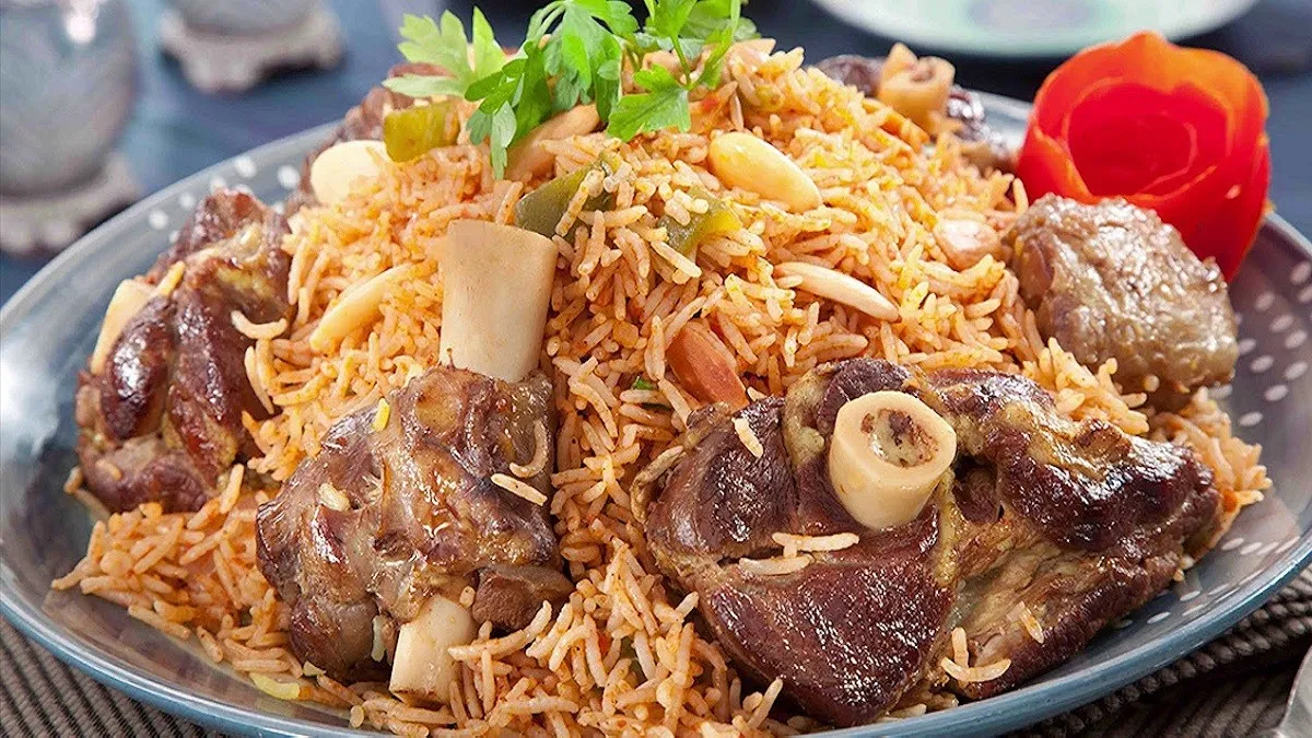 بالنكهة السعودية الأصلية.. اعملي الكبسة باللحمة بالتتبيلة الخطيرة والطعم الرائع 5 بالنكهة السعودية الأصلية.. اعملي الكبسة باللحمة بالتتبيلة الخطيرة والطعم الرائع
