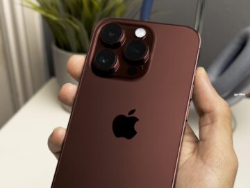 سعر ومواصفات هاتف iPhone 15 Pro Max: شاشة OLED كاميرا ثلاثية معالج A17 بطارية محسنة تصميم فاخر
