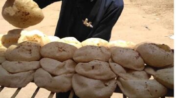 نصيب الفرد من الخبز في بطاقات التموين