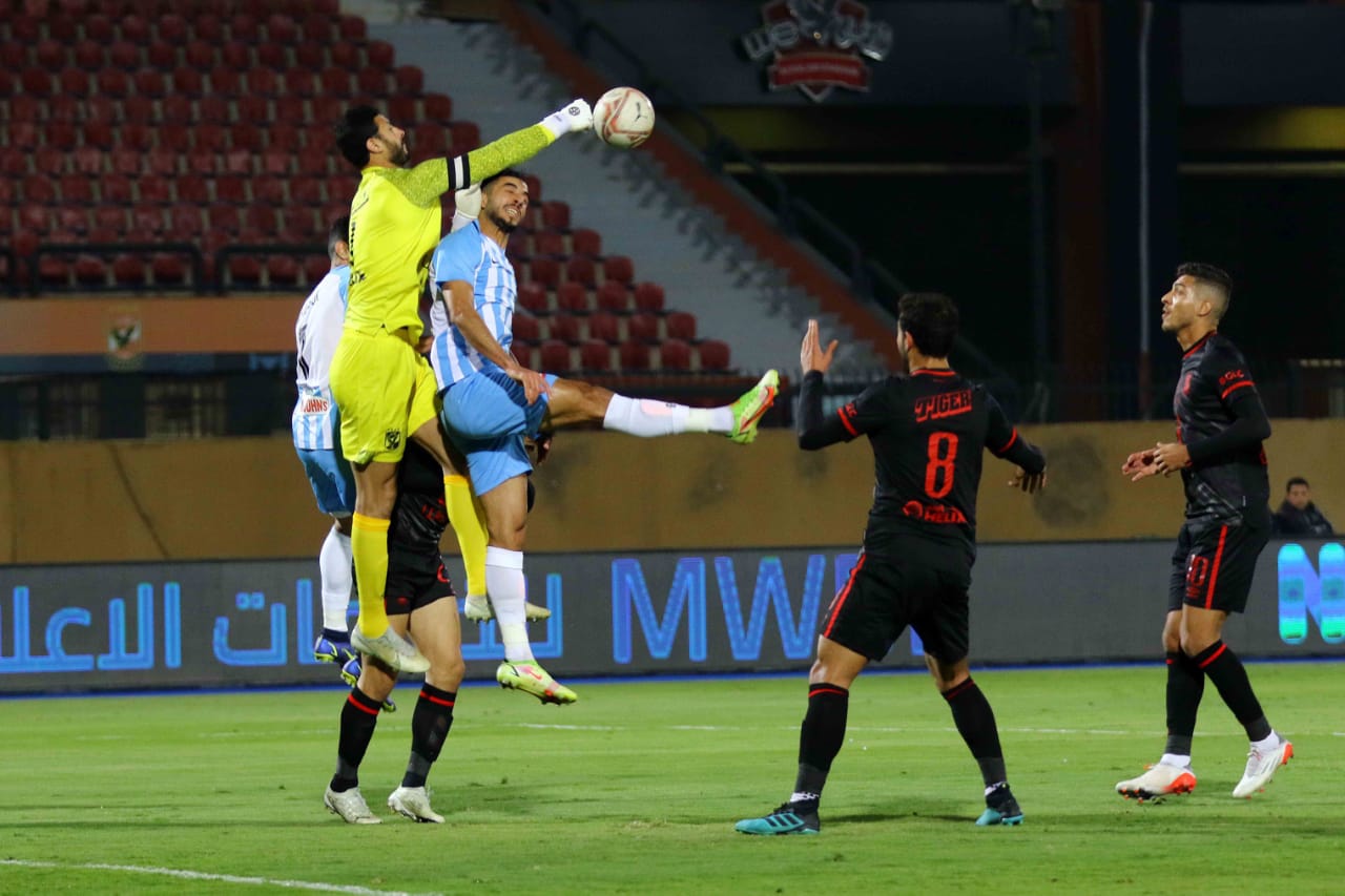 اتحاد الكره يعلن عن حكم مباراة الأهلي ومودرن سبورت بالدوري المصري 2024