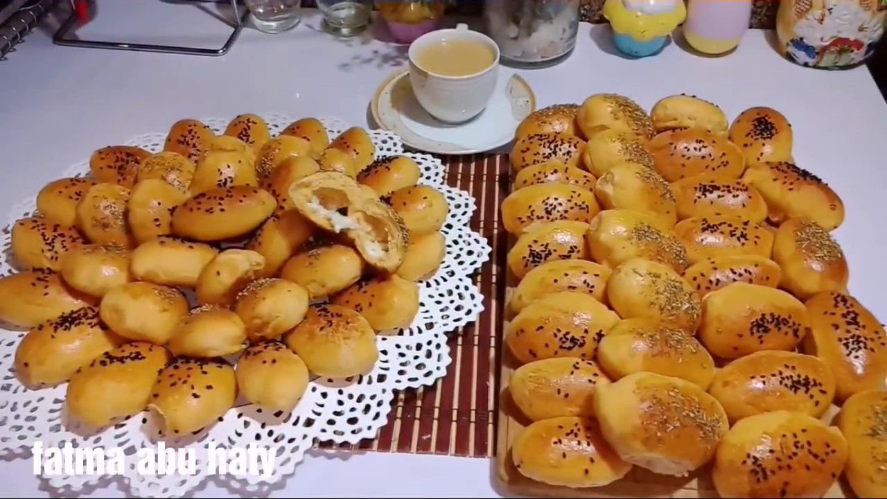 لوجبة فطار خفيفة .. طريقة عمل بوريك الجبنة هش وطري بخطوات سهلة وبسيطة