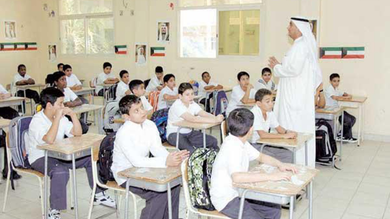 كم راتب المعلم في السعودية 1446 بالمدارس الحكومية والخاصة؟ “وزارة التعليم” تجيب